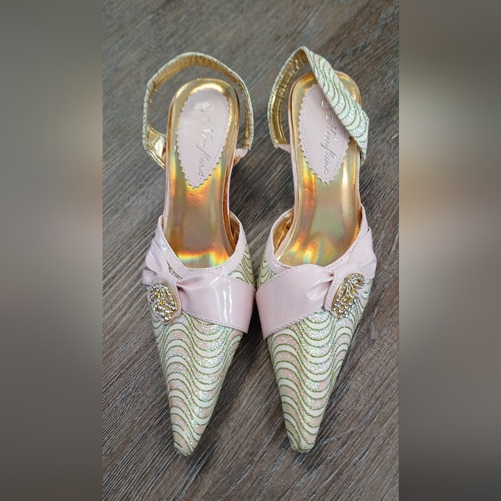 Elegant Pink and Gold Women's Shoes